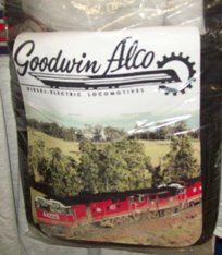 44223 SHOULDER BAG